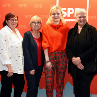 Bild von links nach rechts: Kerstin Lang, Therese Wittmann, Marietta Eder und Petra Volkwein
